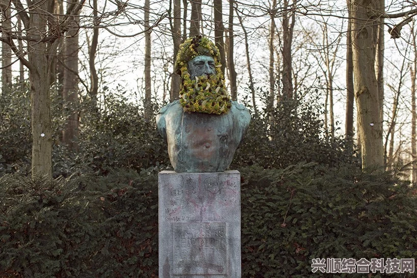 桃源深处有人家，花檐塔寺与萝萝雕像的布局攻略